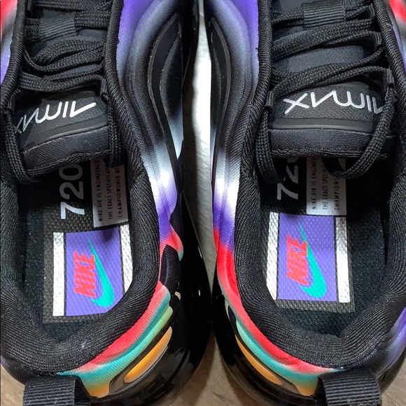 WMNS NIKE AIR MAX 720 (GS) black/metallic silver - Picture 4 of 16